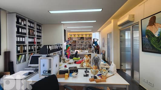 Spacious Office for Sale – in Baabda مكتب واسع للبيع  في بعبدا