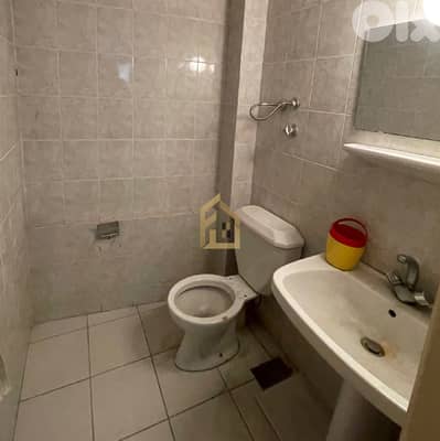 Office for sale in Jisr El Bacha DW18 مكتب للبيع في جسر الباشا