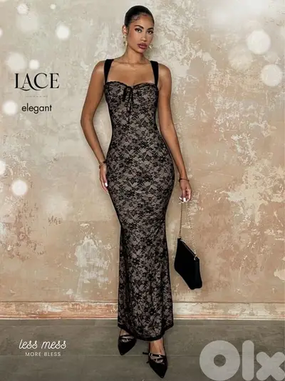 NEW LACE EVENING DRESS