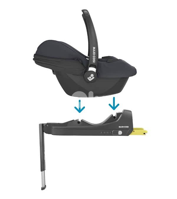 maxi cosi car seat like new, with isof fix and cabriofix 0