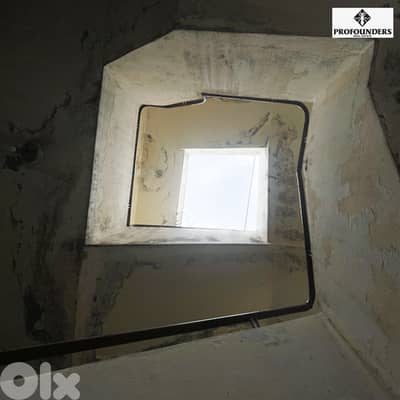 Building for rent in Achrafieh شقة للايجار في الاشرفية