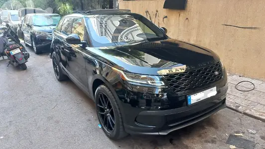 Range Rover 2022 black/black Like brand New- سعر مغر Range Rover 2022 black/black Like brand New- سعر مغر