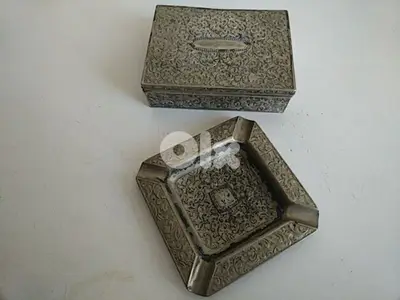Vintage cigarette box with ashtray (Made in Japan) - Not Negotiable
