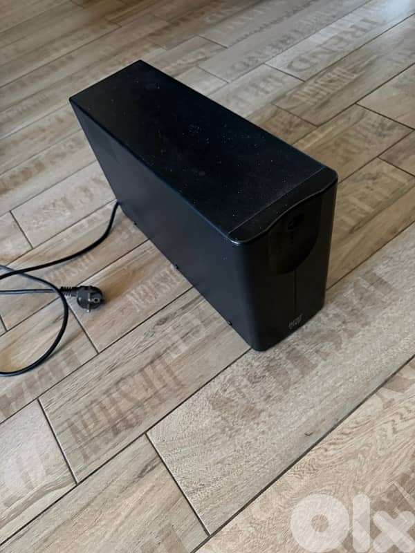 UPS llike new 2