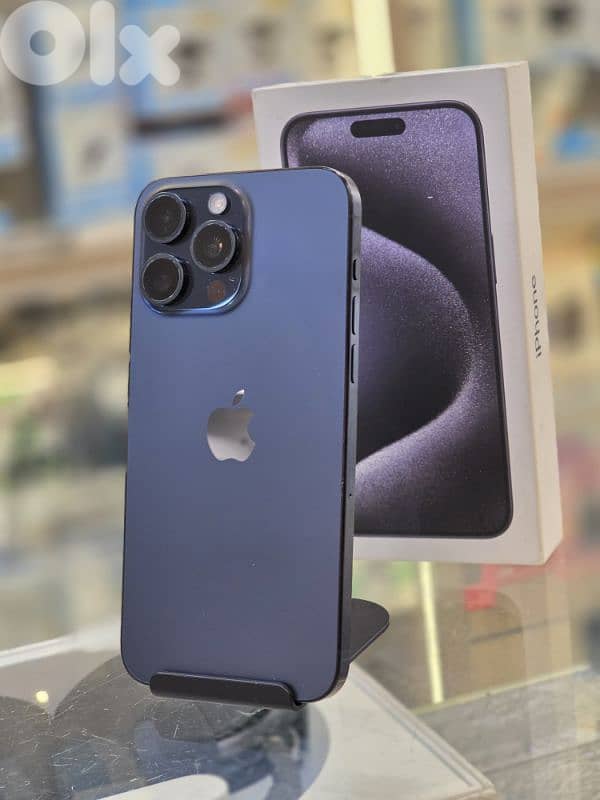 Used 15 pro max 256 gb 554 cycle  blue 0