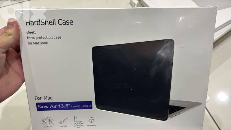 hardshell case macbook air 13.6 black 0