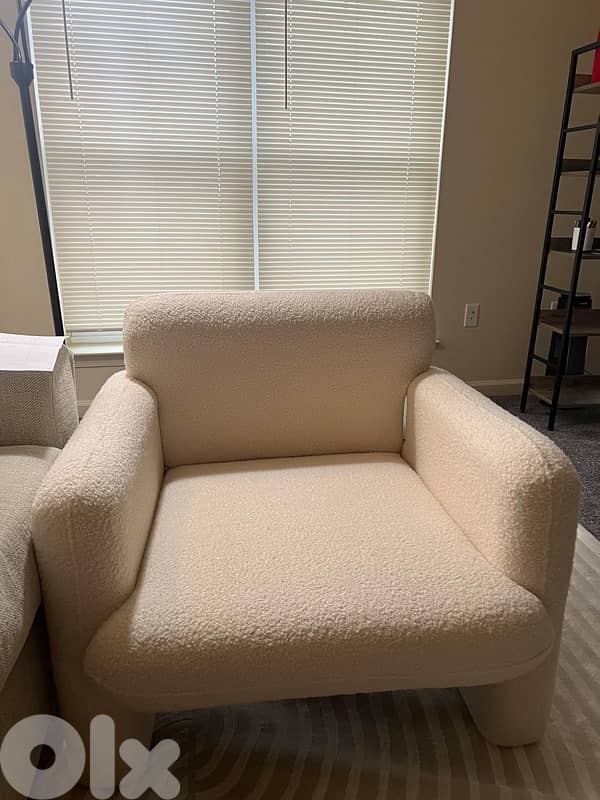 accent chair 3