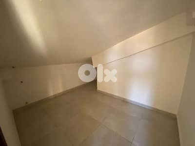 RWB117EA - Duplex apartment for sale in Bouar