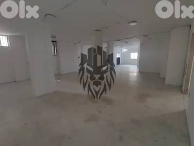 SHOWROOM + WAREHOUSE FOR SALE IN ACHRAFIEH , الاشرفيه (200SQ) (AC-887)