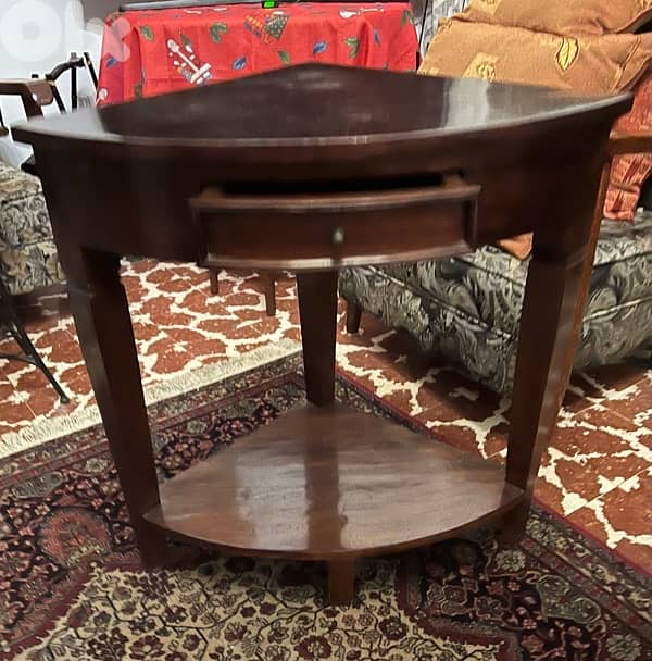 mahogany table 0