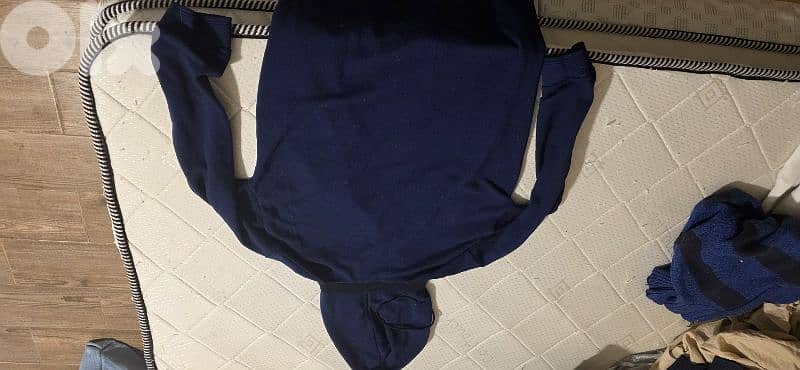 Guess hoodie 1