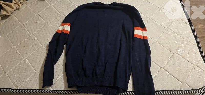 Lacoste sweater 2
