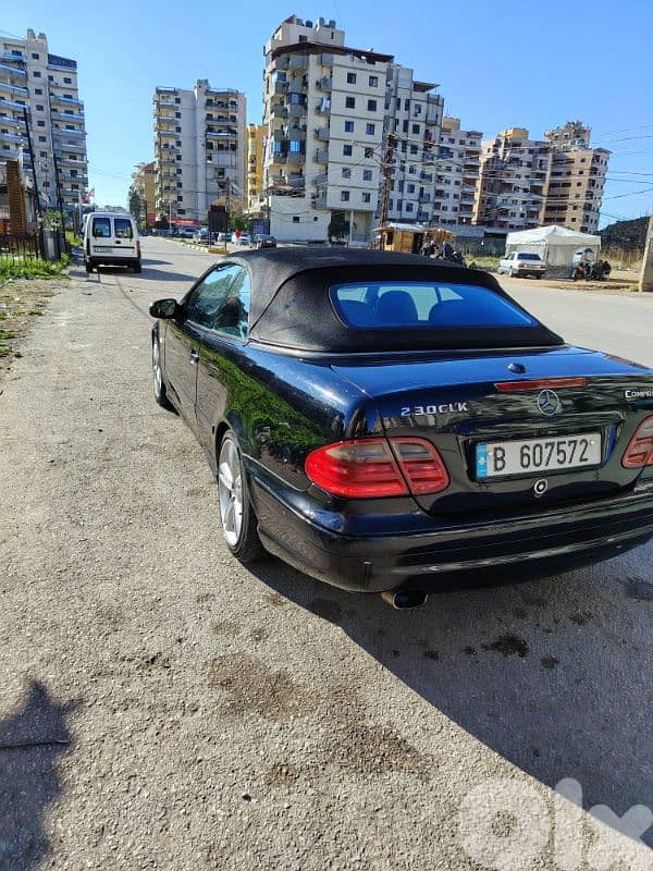 Mercedes-Benz CLK-Class 2000 0