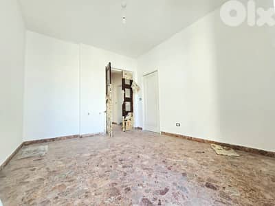 RA25-4593 Vintage Fully Renovated Apartment for Rent – Clemenceau