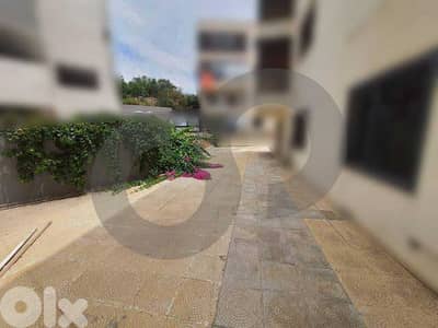 Well-Maintained Building in Mansourieh ! REF#PH130339 !