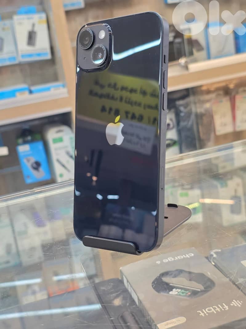 Used 14 plus 256 gb midnight  525$ 0