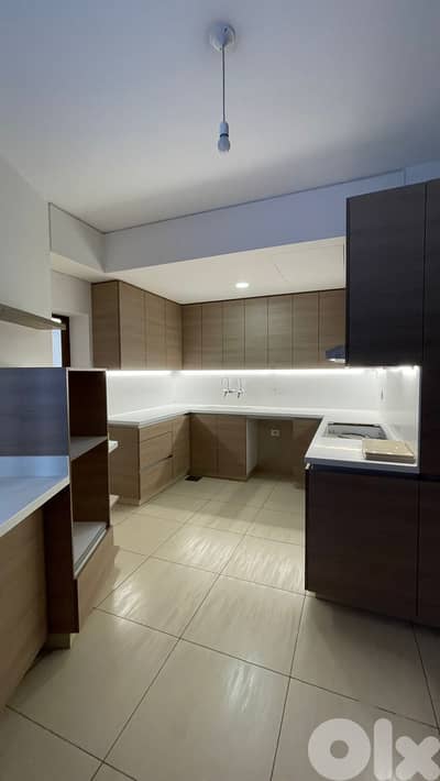 SPACIOUS APARTMENT IN ACHRAFIEH PRIME (250SQ) 3 MASTER BEDS , (ACR-742