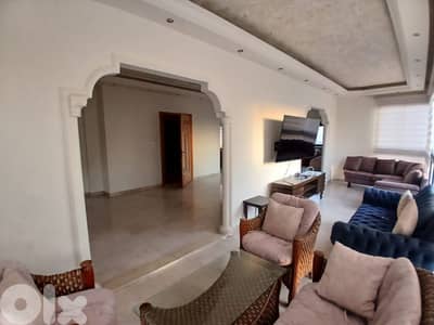 SPACIOUS APARTMENT IN ACHRAFIEH PRIME (140SQ) 3 BEDROOMS , (AC-1127)