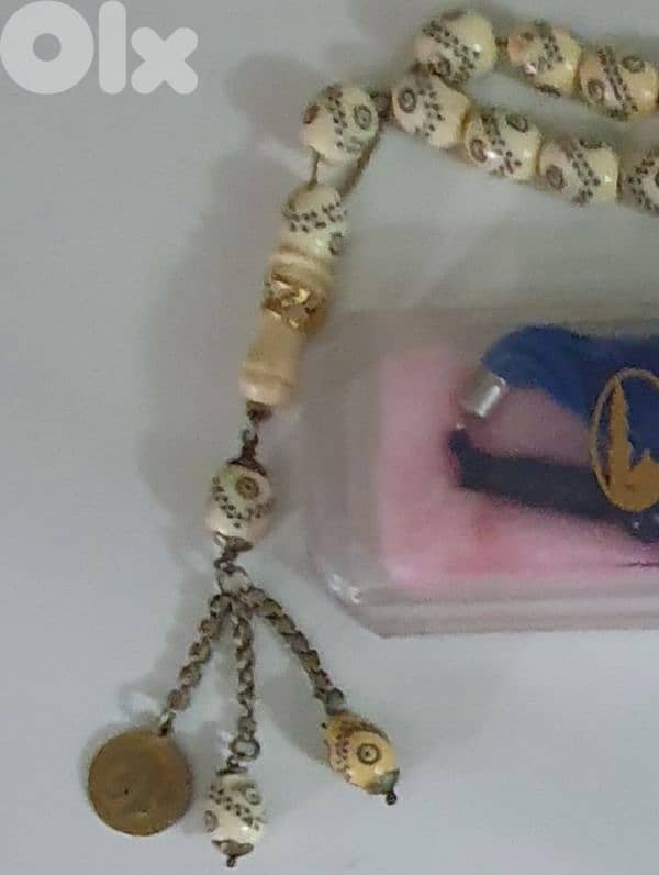 مسبحة اديم زهب و فضة و مسبحة من حاج الحرمين 1