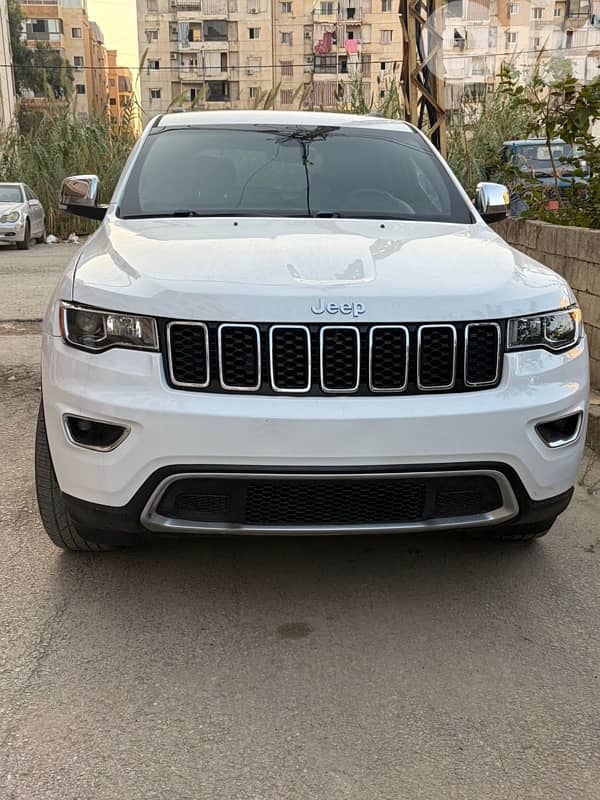 Cherokee 2017 limited 2 wheel 0