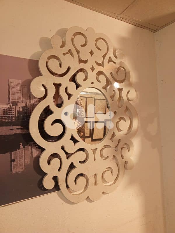 wood mirror *needs painting* 0
