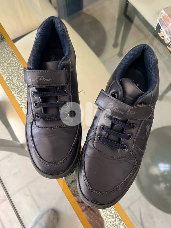 Navy blue shoes for school 0