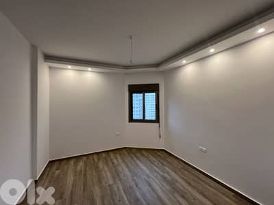 RWB134RR - Apartment for sale in Tripoli