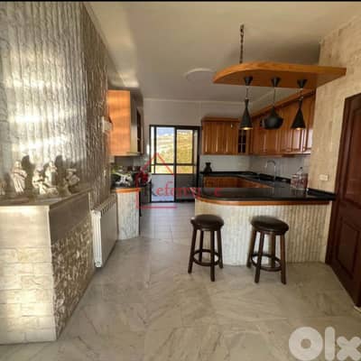 Apartment for sale in Bouar with view شقه للبيع في بوار مع أطلالة