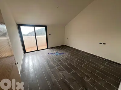 Apartment for sale in Baabdat شقة للبيع في بعبدات