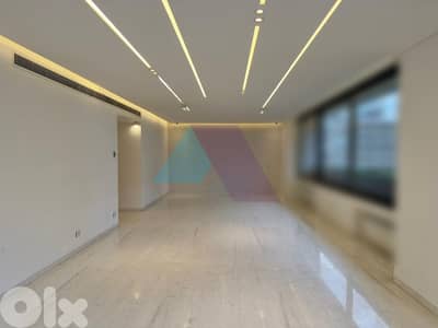 Decorated 250m2 apartment 4rent in Ramlet El Bayda-شقة في رملة البيضاء
