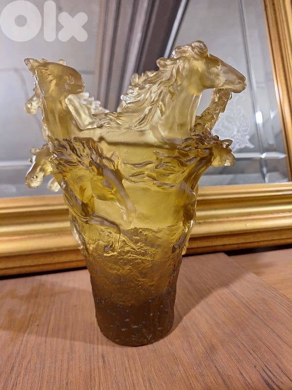 vase daum France colored anbari unique pieces 0