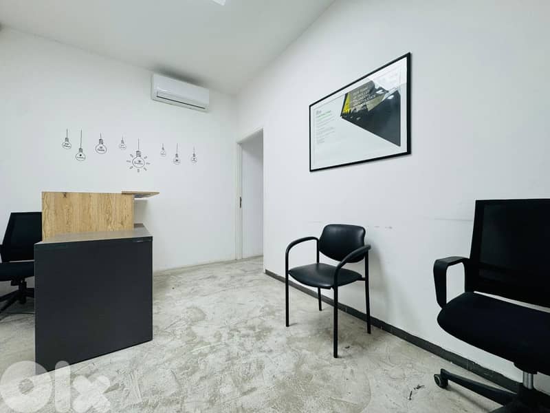 JH25-4602 Office 95m2 for rent in Sin l Fil, $ 950 cash 0