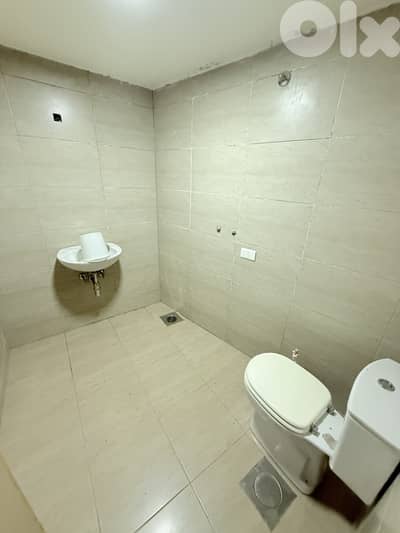 RWB195EG - Shop for rent in Halat Jbeil