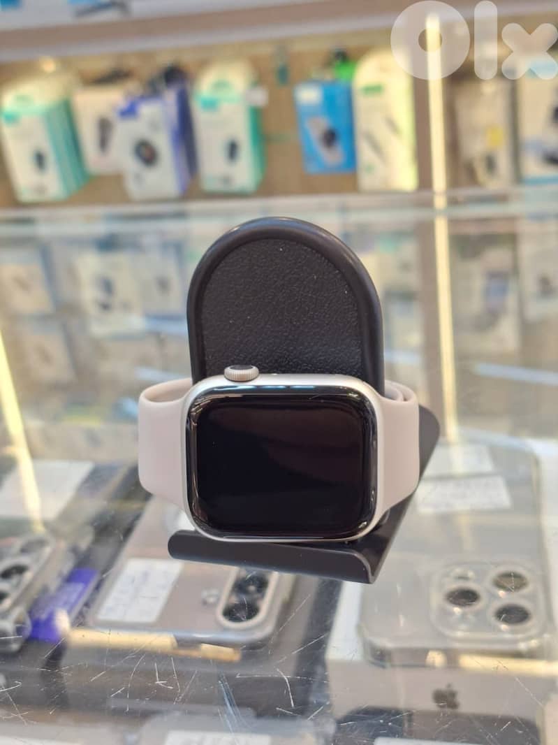 Used apple watch series 9 45m   250$ 0