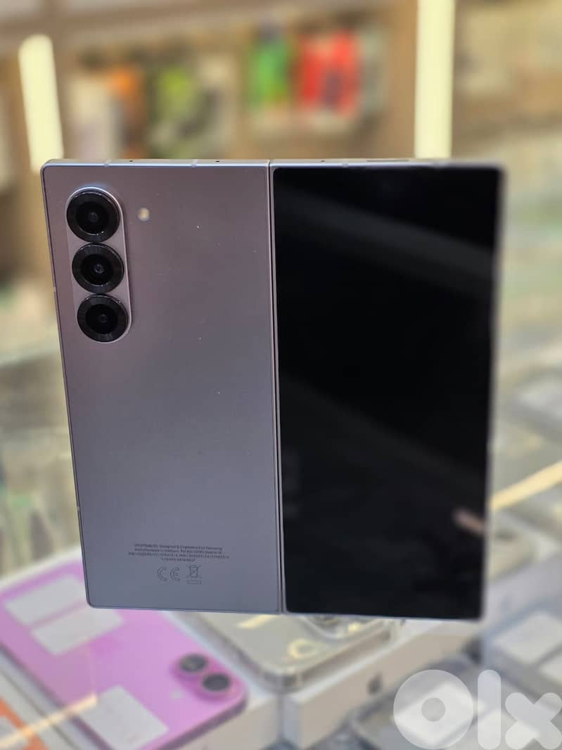 Used samsung galaxy zfold 6 12/256 gb Silver Shadow 800$ 0