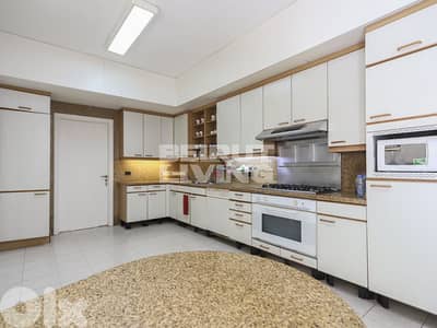 Charming & Spacious Flat | Sea View | Large Balcony