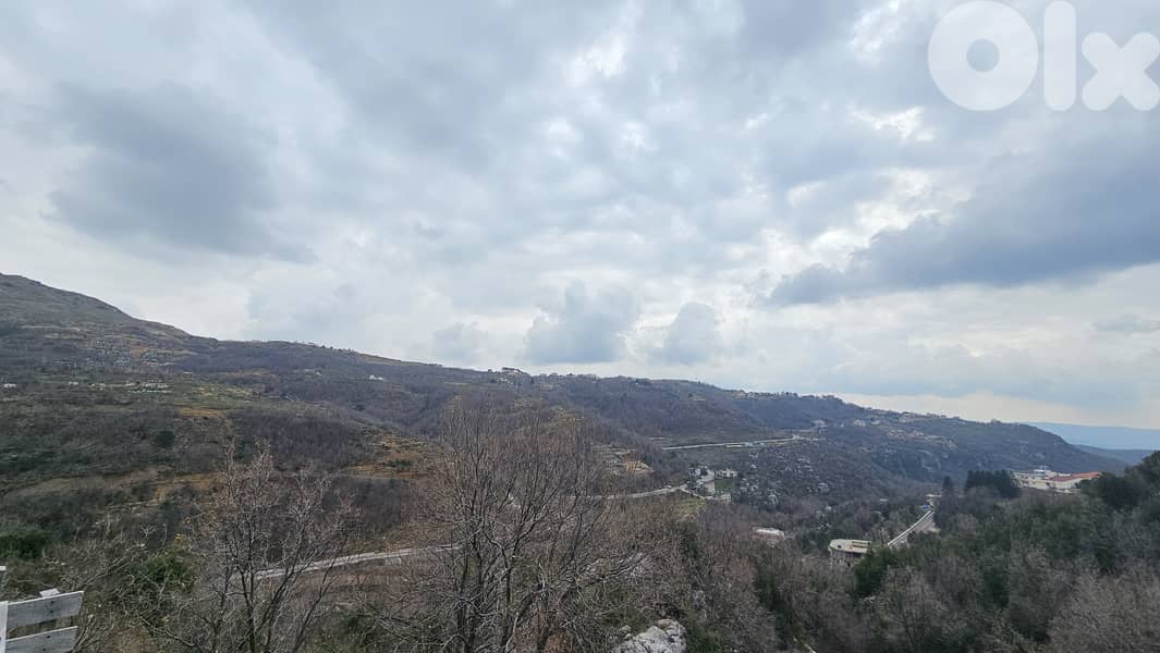 RWK300GZ - Unfinished villa for sale in Kfardebian 0