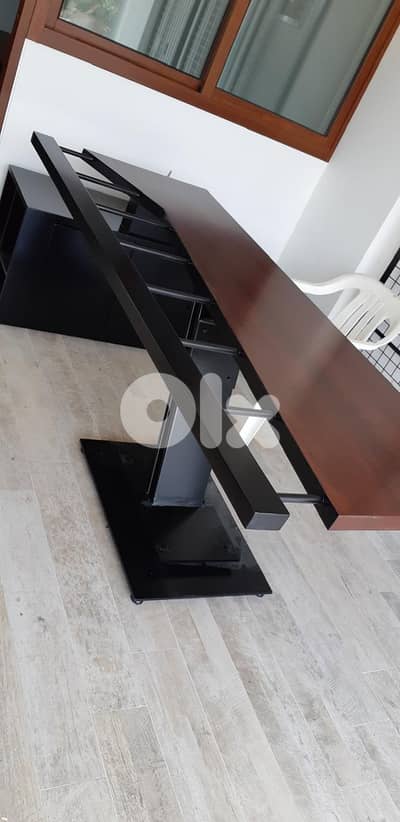 4 Decorated Shops for sale Kahale can be used as an Office or warehous