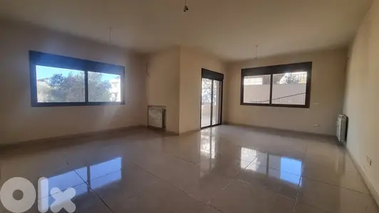 Apartment for sale in Mazraat Yachouh - شقة للبيع في مزرعة يشوع