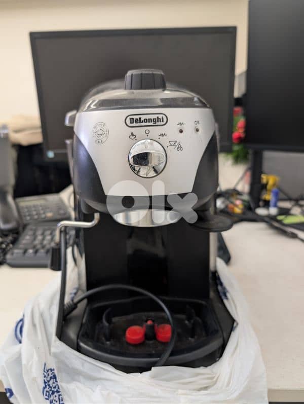 DeLonghi used espresso coffee machine 0