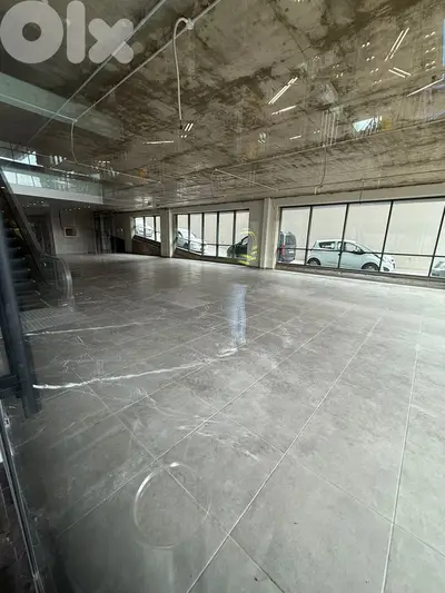 AMAZING SHOWROOM FOR RENT IN BAABDA PRIME 500Sq, (BAR-263)