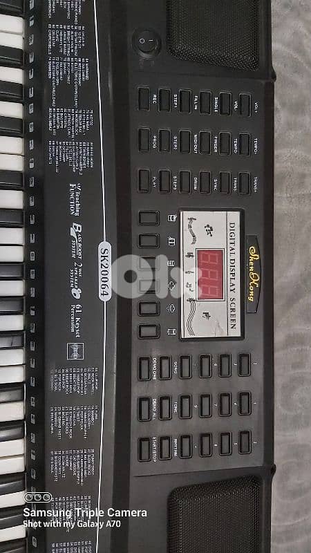 SK20064 Digital keyboard 1