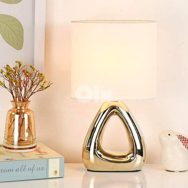 EGLO Tempio Gold Lamp – Sculptural Table Light for Ambient Spaces 1