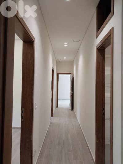 270sqm Luxurious Apartment with Terrace for Sale in Adma Open View
