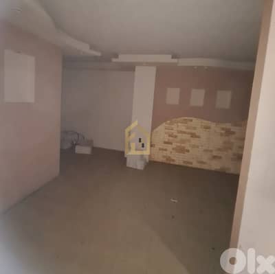 Shop for sale in Achrafieh EA126  محل تجاري للبيع في الأشرفية