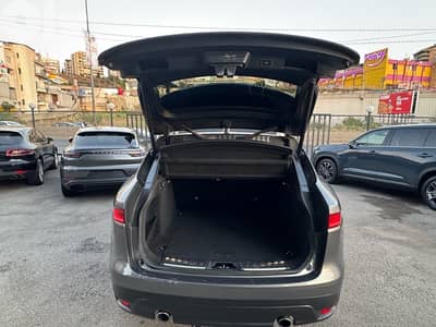 Jaguar F-Pace 2019