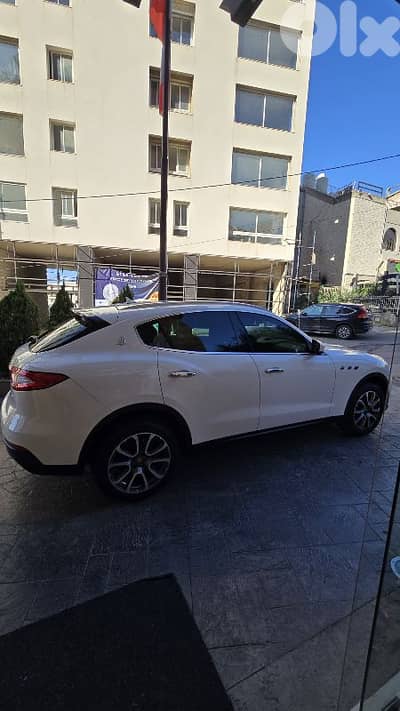 Maserati Levante 2017 Q4 Clean Carfax Car Loan Available