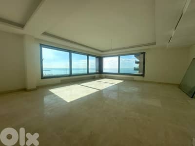 Sea View Apartment for Sale in Ramlet Al Baydaشقة فاخرة مطلة على البحر