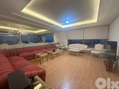Sea View Apartment for Sale in Ramlet Al Baydaشقة فاخرة مطلة على البحر
