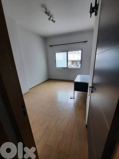 RWK243RM - Office for Rent in a Prime Location in Dora